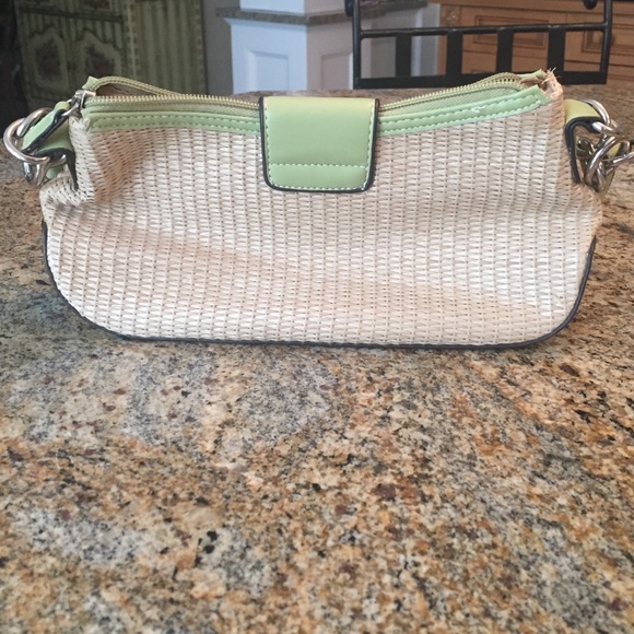 🍃PARIS - LOVELY PURSE ✈️💚 - Picture 2 of 4