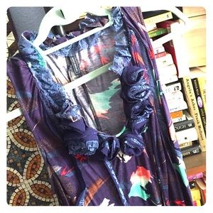 Darling Anthropologie Tank! 💙 Large