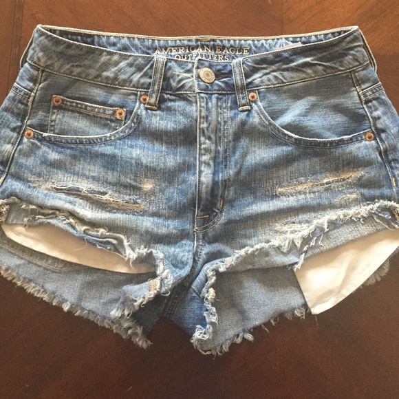 American eagle high waisted distressed shorts