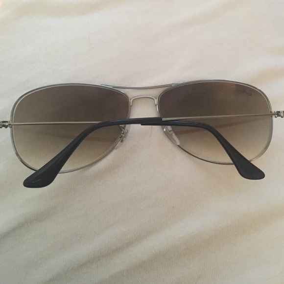 Authentic Ray ban aviators - Picture 3 of 3