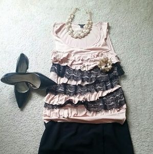EUC Multi tiered lacy tank