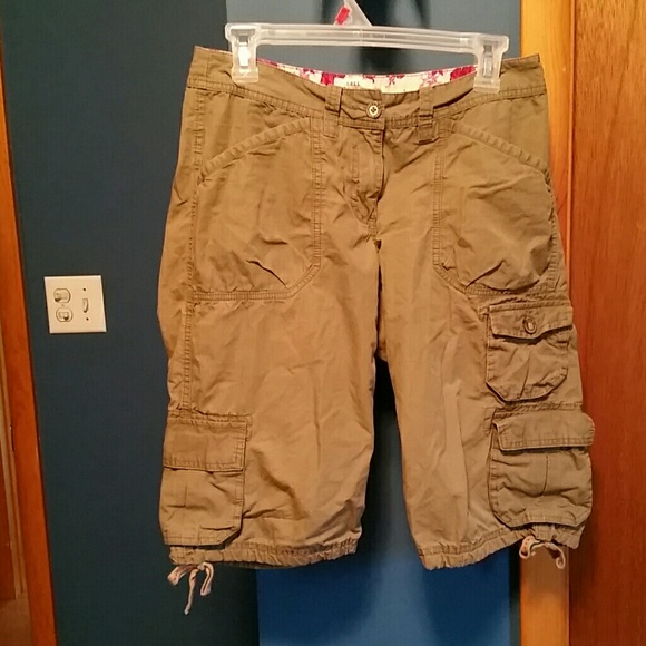 logg cargo shorts