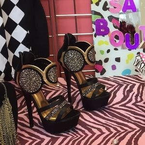 Ladies Shoes