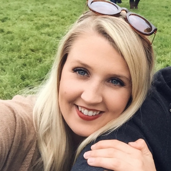 Meet your Posher, Erin