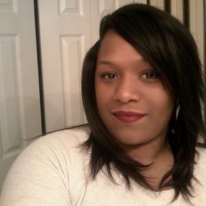 Meet your Posher, Yaira