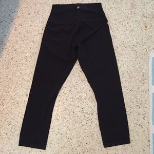 Cropped black no sweat Lululemon Capri