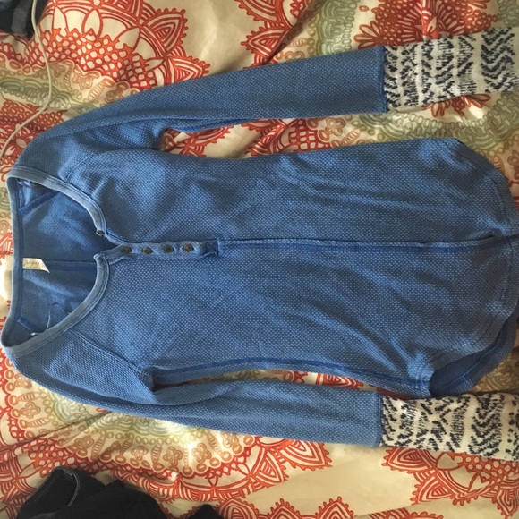 Blue free people thermal button up Henley w detail