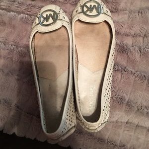Michael Kors tan flats size 5.5