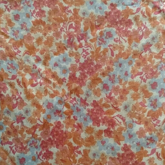 Multi colored flowy skirt - Picture 2 of 3