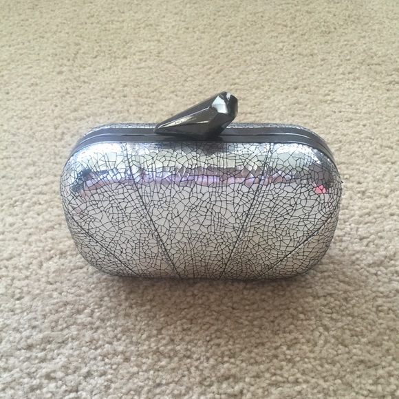 Silver clutch