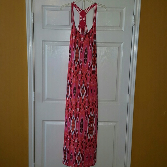 EUC Maxi dress