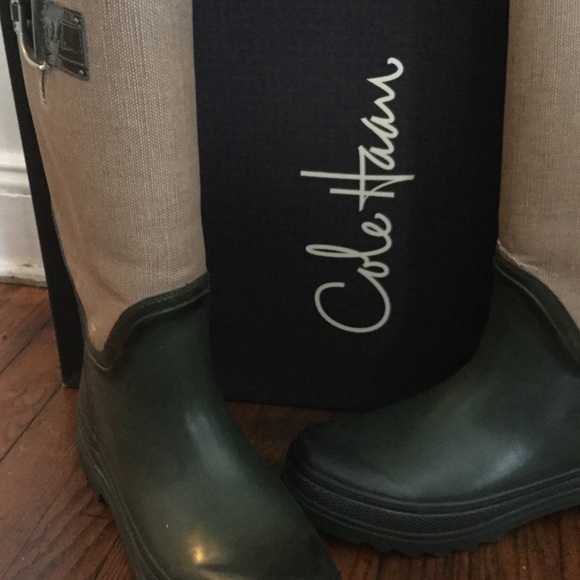 Cole Hahn rain boots sz 10