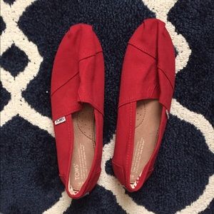 Red Toms