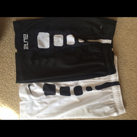 SOLD ON MERCARI - Picture 2 of 4