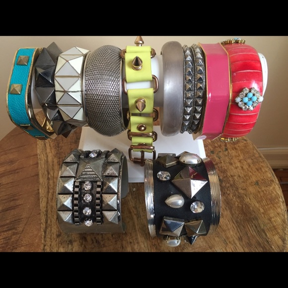 Bundle of bracelets - Picture 2 of 3
