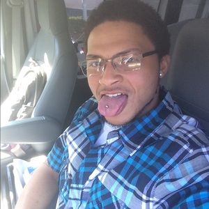 Meet your Posher, Brandon