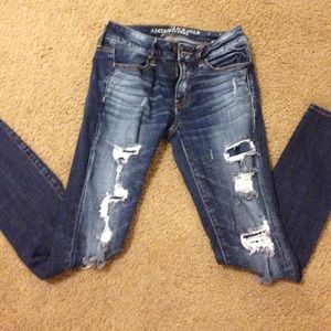 American Eagle Destroyed Jeans