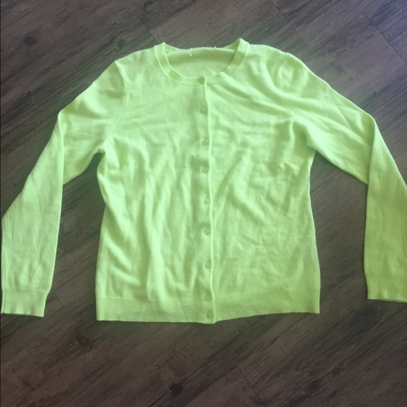 Neon green 100% cashmere sweater