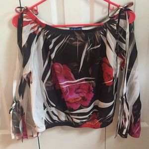 Off the shoulder, peep long sleeved short/crop top