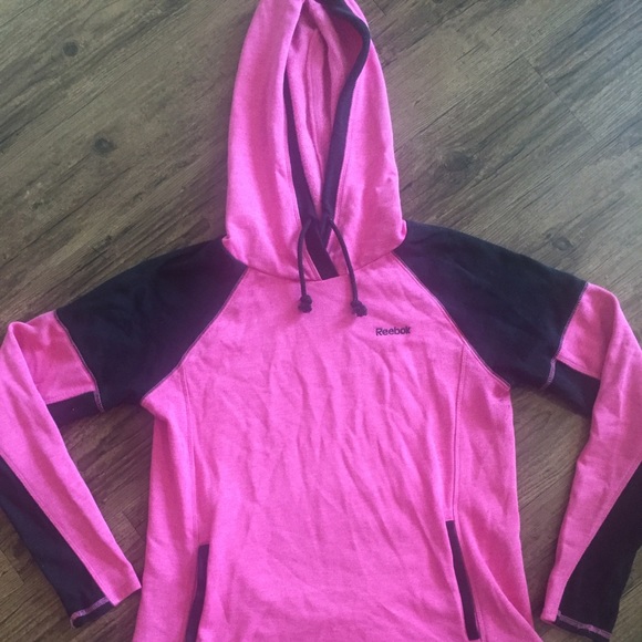 Reebok light weight sweatshirt