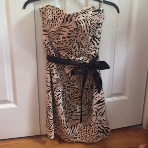 Strapless off pink animal print dress.