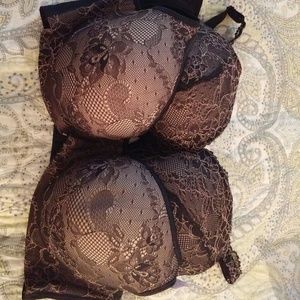 2 bra size 44DD