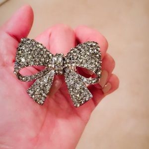 Oversized Pave Bow Stretch Ring