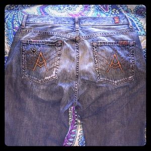 🎉‼️Like new Seven for all Mankind jeans!🎉‼️