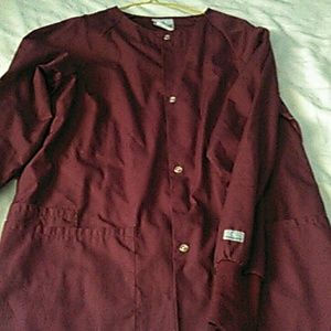 Long sleeve scrub top