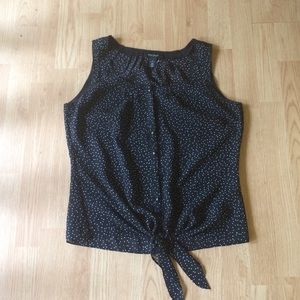 Sleeveless top