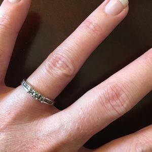 Genuine 10k white gold and diamond ring