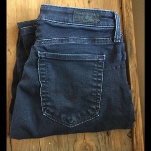 Dark wash AG Prima jeans