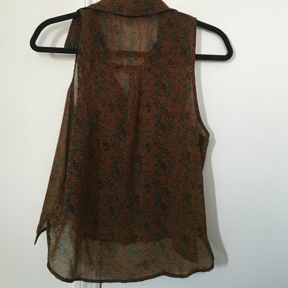 Urban Outfitters Collared Tank Button Down Blouse - Picture 3 of 3