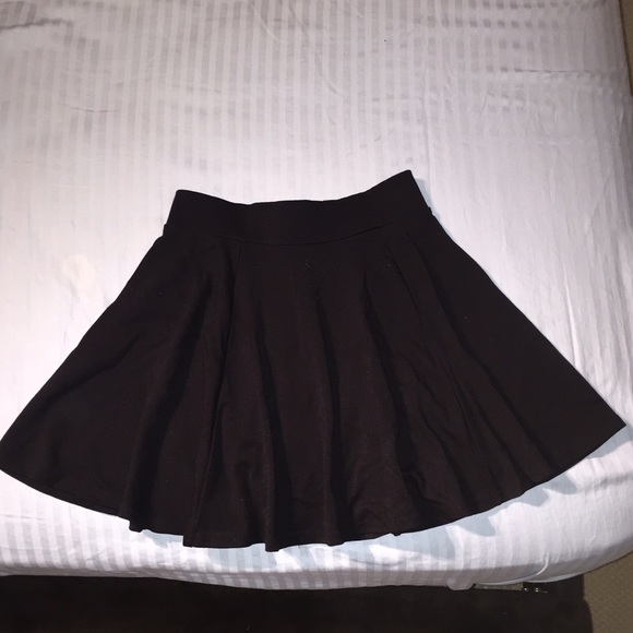 Black mini skater skirt (H&M)