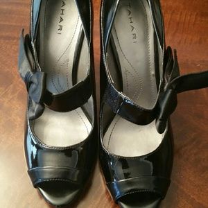 Tahari Mary Jane with Bow