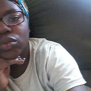 Meet your Posher, Yasmine