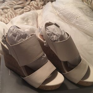 Brand new white wedges sandals with tan