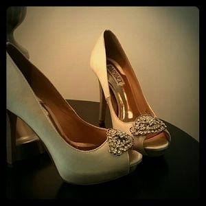 Gorgeous Badgley Mischka jeweled satin Roanna heel
