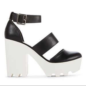 Brand New Closed Toe Platform Shoes