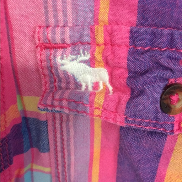 ✳️SALE✳️Abercrombie pink plaid shirt - Picture 2 of 3