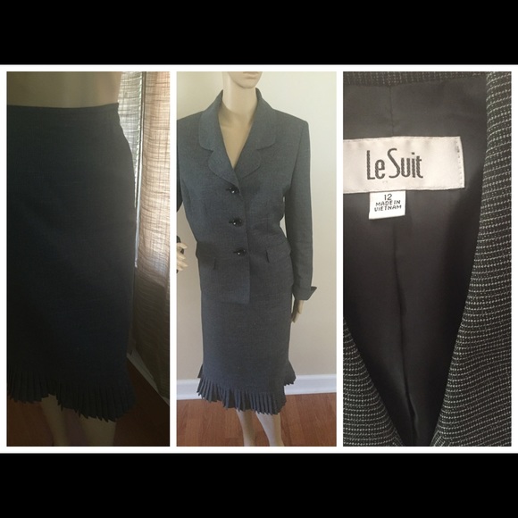 Le Suit 2pc Suit
