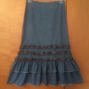 Ruffled denim jean skirt