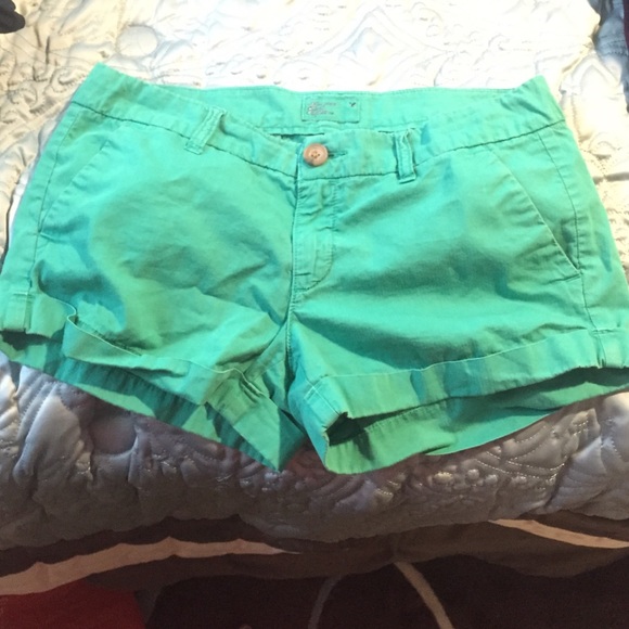 American eagle shorts.