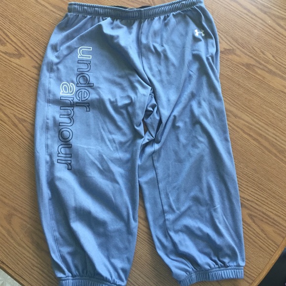 Cropped sweatpants