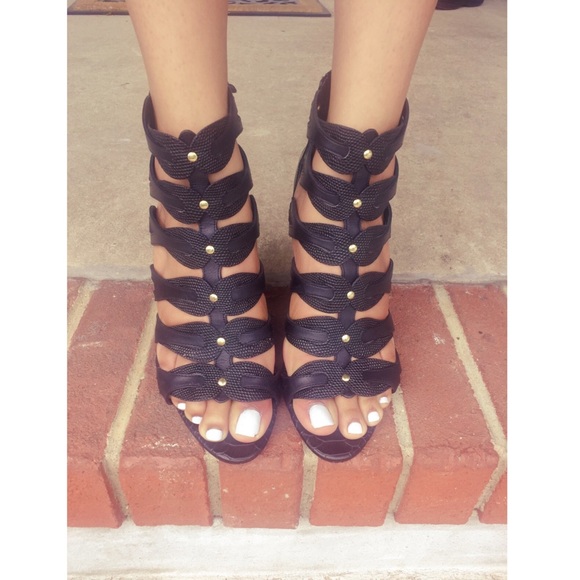 Guess Wedges - Picture 4 of 4