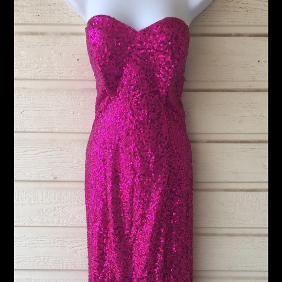 Dresses & Skirts - Floor length Gown