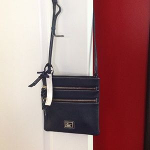 Dooney & Bourke cross body purse