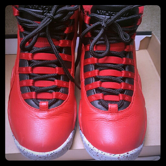 Jordans /Jordan 10's/ Bulls over Broadway