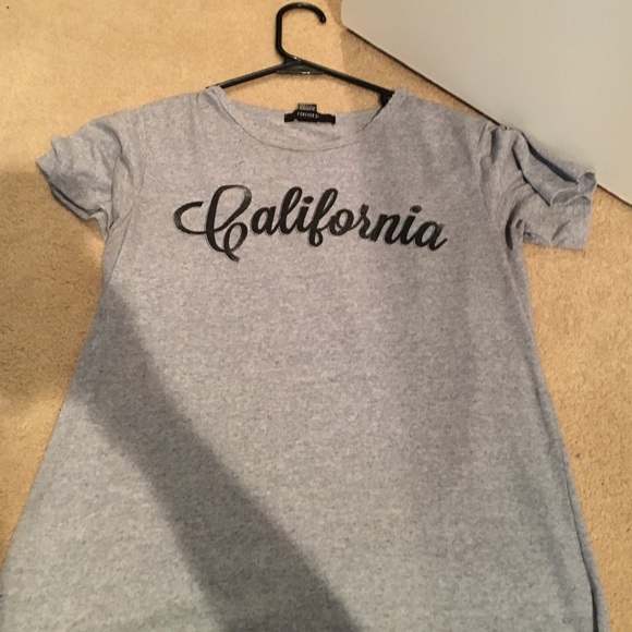 forever 21 tee - Picture 1 of 2