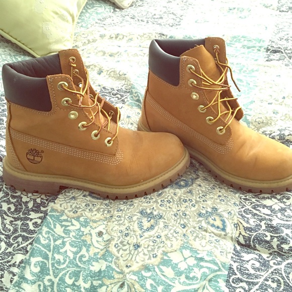 Women's Timberlands size 6.5! WATERPROOF